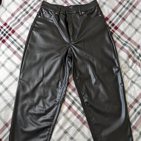 Vegan leather pants - Picture 1 of 3